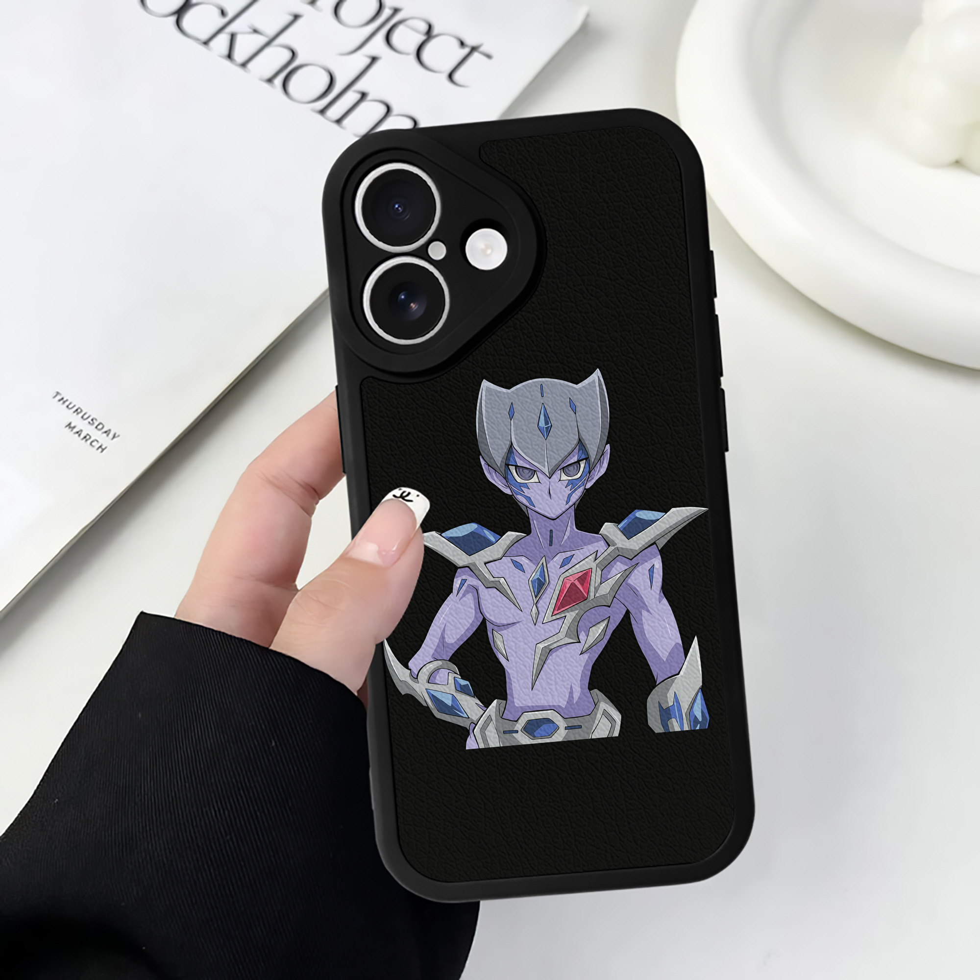 遊☆戯☆王 Yu-Gi-Oh! 【iPhone 16シリーズ対応】シリコンスマホケース（レザー調） 材質：シリコン